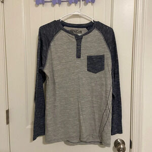 American‎ Republic men’s dual colored long sleeve shirt — small